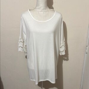Elegant White Lace Sleeve Top